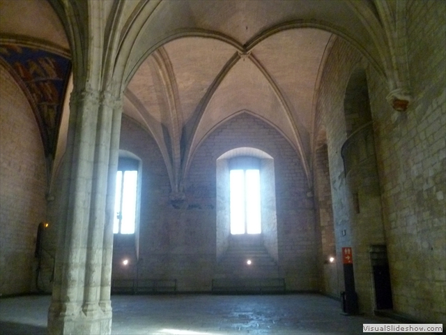 avignon palais arches