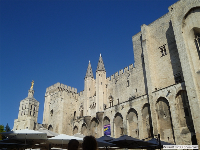 avignon palais blue