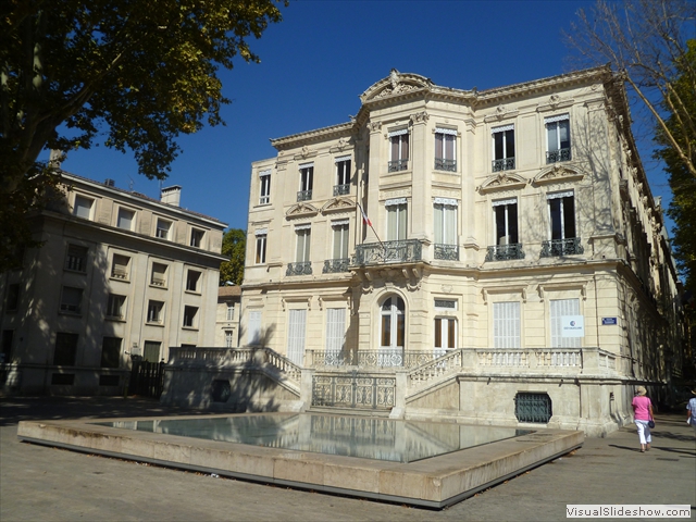 avignon villa