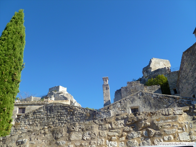 les baux tower